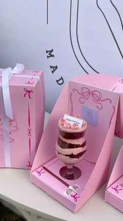 علب ورقية للكاسات علب الهبة