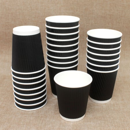 أكواب ورقية مموجة