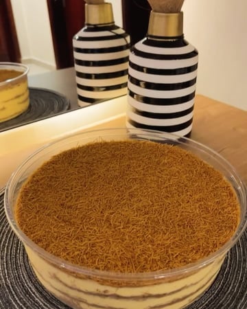 علب بلاستيك دائرية كبيرة مقاس 25 * 7.5 سم