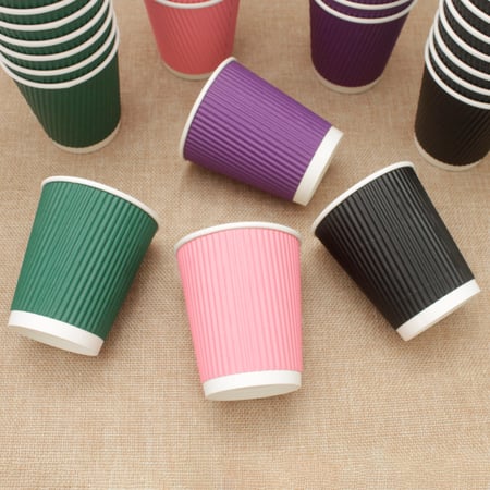 أكواب ورقية مموجة