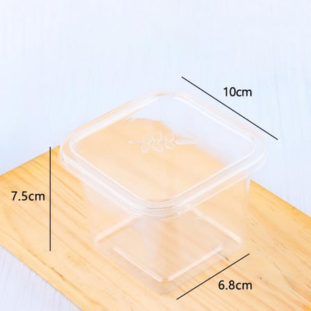 علب حلى بلاستيك