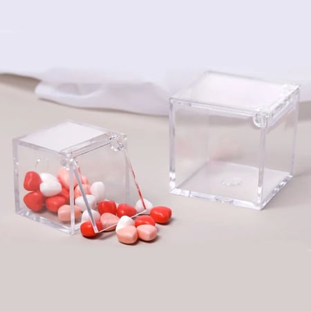 علب اكريلك بغطاء متصل
