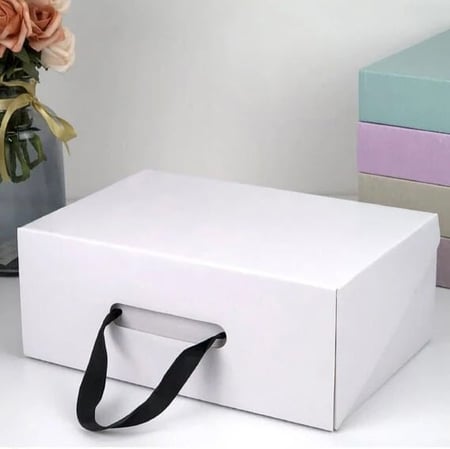 كرتون بوكسات  هدايا و شحن بشريطة بعدة الوان ومقاسات