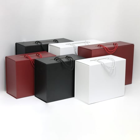 صندوق هدايا بمقبض حبل