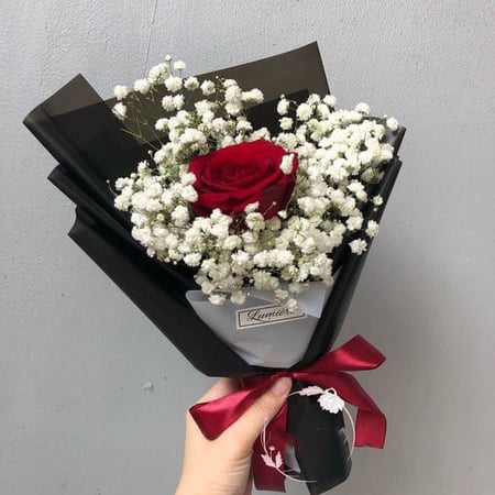 ورق تغليف اسود