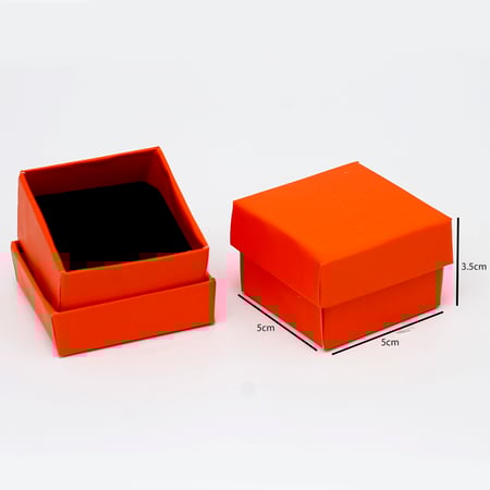علب خواتم بعدة ألوان