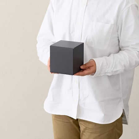 علب ورقية فخمة