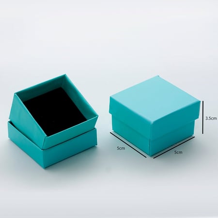 علب خواتم بعدة ألوان