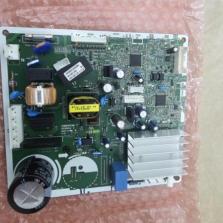 لوحة التحكم الرئيسية لثلاجة هيتاشي اصلي تايلندي ( R-V805PS1KV )