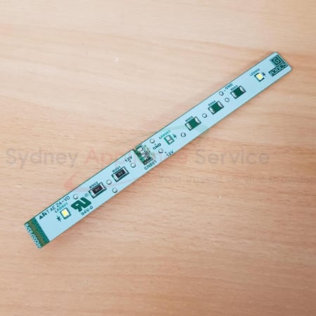 لمبة إضاءة ثلاجة ومجمدات هيتاشيHIATACHI مصباح LED لموديل R-V805PS1KV- HH0001446