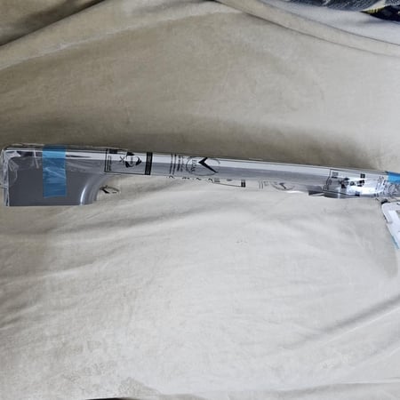 مقبض يد ( عدد 2 يد )  لثلاجة سامسونج  صناعة تايلندي اصلي يناسب مع موديلات HANDLE: RT53/50/46/43.ASSYHAN