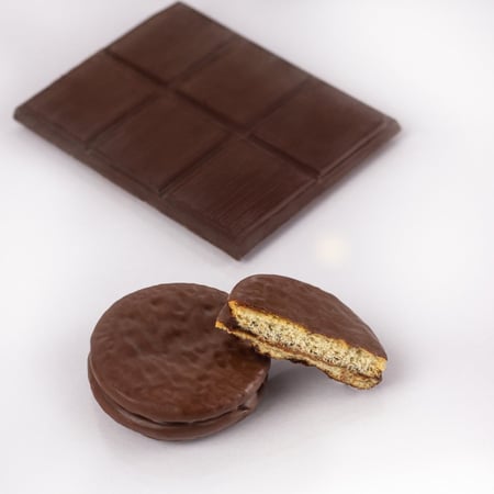 بسكويت بالشوكولا