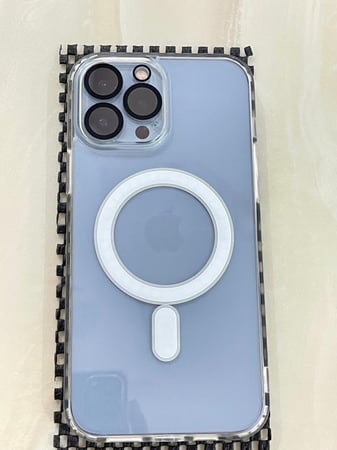 بكج حماية مقاوم لصدمات 1*9 iPhone15 Pro Max