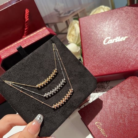 عقد كارتير مع دايموند