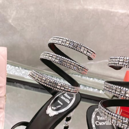 كعب رينيه كاوفيلا