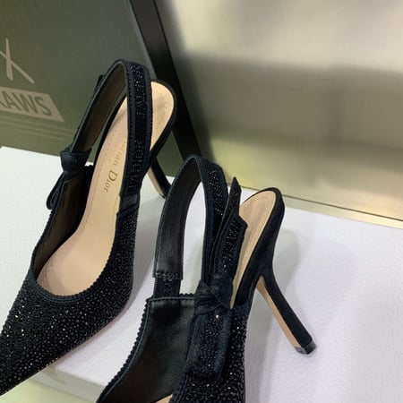 كعب وفلات ديور