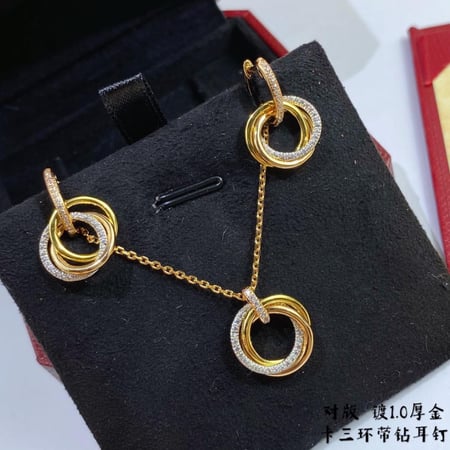 أقراط أذن كارتير