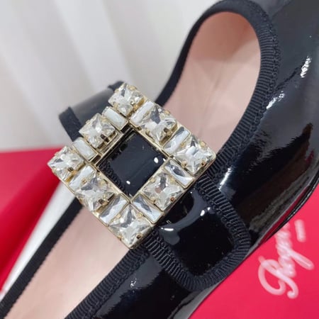 كعب روجر فيفييه