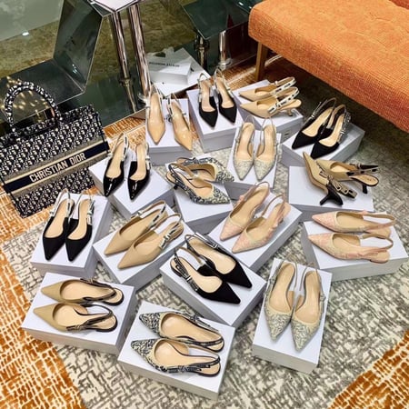 كعب وفلات ديور