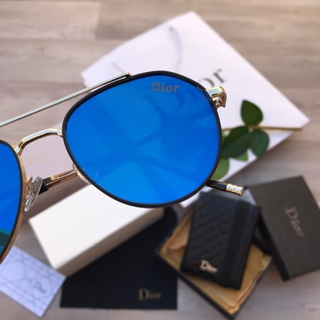 نظارة مع محفظة رجالية ماركة ديور  متجر مون