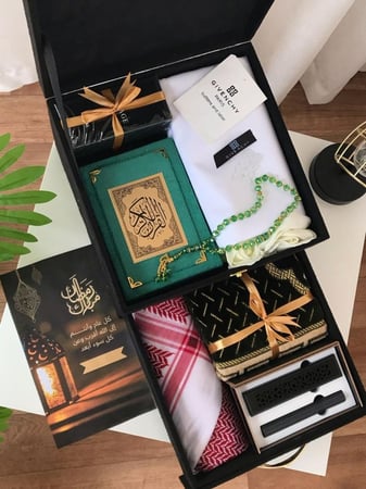 هدايا رجالي ملكي ماركة جيفنشي