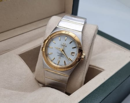 ساعات اوميغا رجالي - ساعة اوميغا درجة اولى من متجر مون