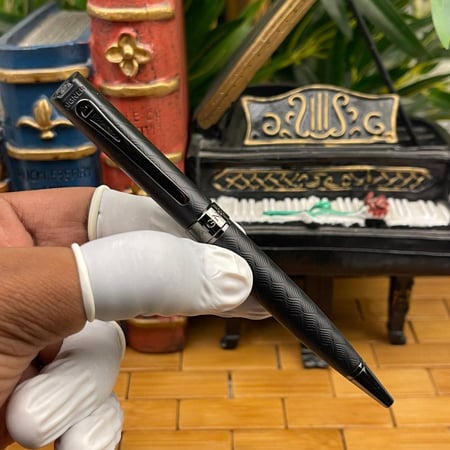 قلم أقنر فاشن بولبوينت | فرار