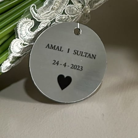 لوقو دائري أو مربع