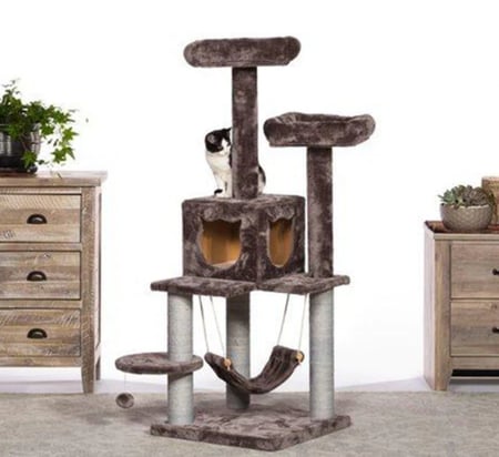 خداشة دورين مع سريرين وبيت للقطط