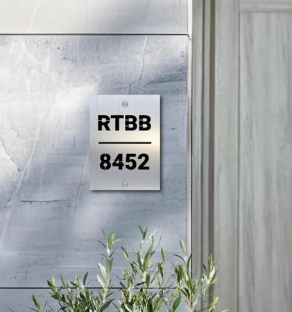 لوحة العنوان الوطني