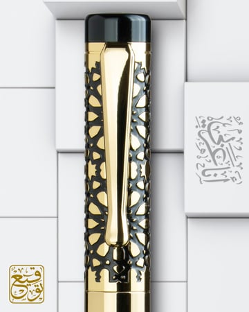 قلم أنا عربي قلم فاخر حبر جاف اليوم الوطني يوم التأسيس هدايا رجالية