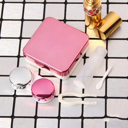 حافظة عدسات للاصقة