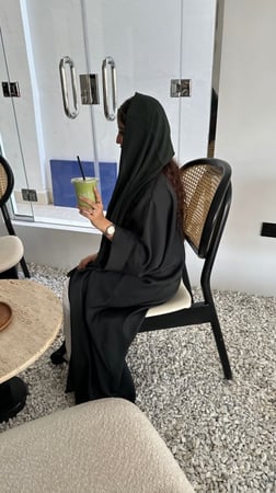 عباية زيتي