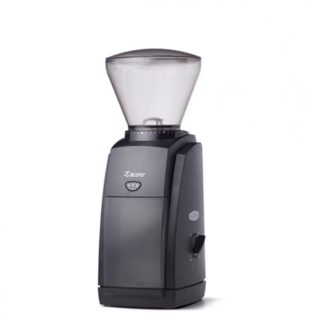 طاحونة باراتزا انكور الماكينة تعتبر هى الخيار الأمثل من الطواحين المتعددة المتاحة في السوق حيث أنها تستطيع طحن القهوة بدرجات متوسطة الى خشنة.