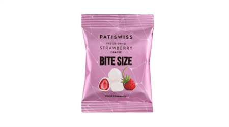 PATISWISS MILK CHOCOLATE STRAWBERRY 30G / باتيسويس فراولة بشوكولاتة الحليب 30غ