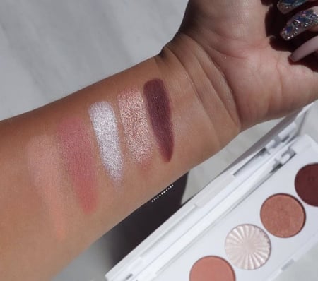 باليت خماسي اوفرا OFRA SIGNATURE PALETTE SWEET DREAMS