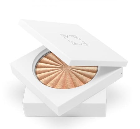 اضاءه اوفرا ofra soho
