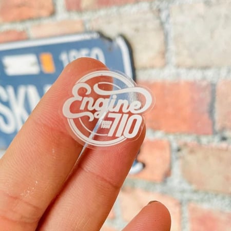 ستيكر شفاف حبر ابيض