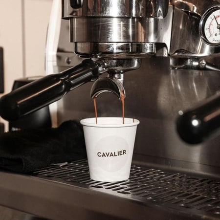 عرض 5000 ستيكر