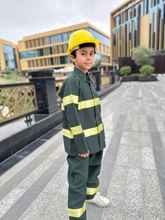 لبس الدفاع المدني الولادي