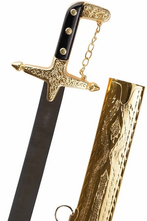 سيف عرضه رجالي