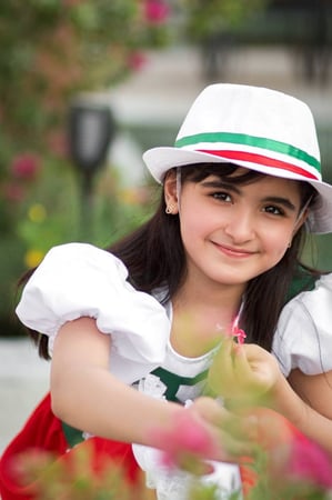 Traditional Italian dress for girls