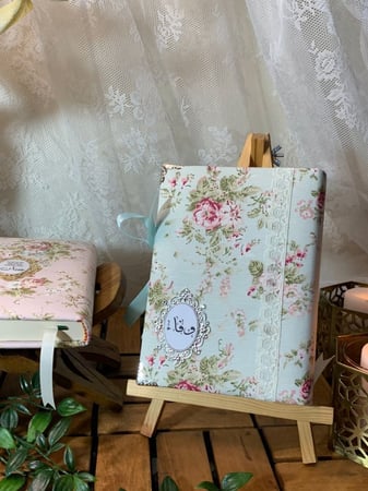 مصاحف ملونة