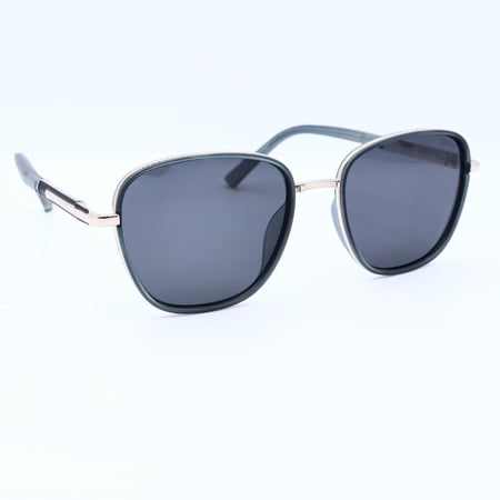 نظارة شمسية مع حماية شاملة من الأشعة