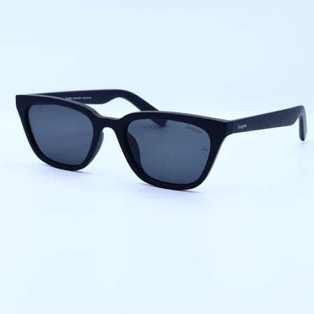 نظارة شمسية بعدسات سوداء وحماية UV400 للعينين