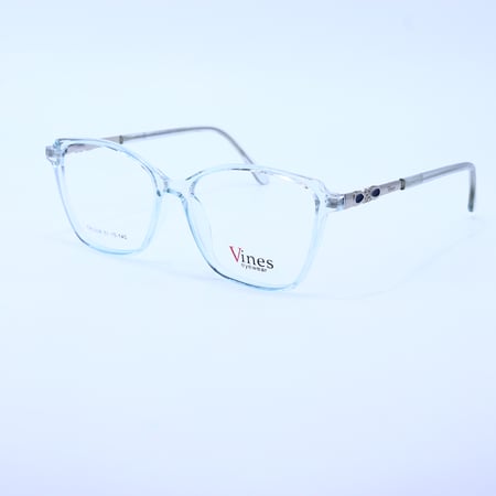 نظارات طبية من عيون عبير بمقاس يناسب الجميع