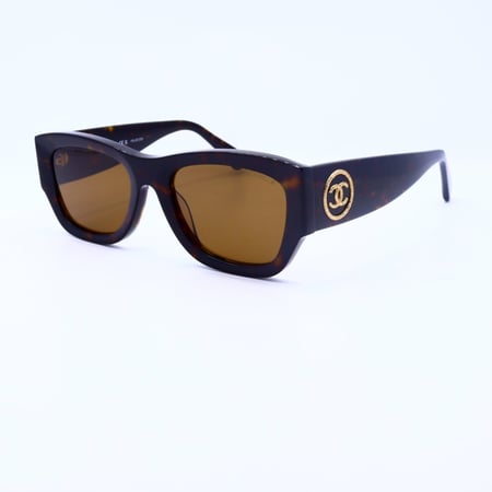 نظارة شمسية شانيل بتصميم عصري