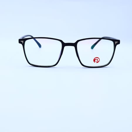 نظارة طبية مستطيلة بخامات بلاستيكية متينة