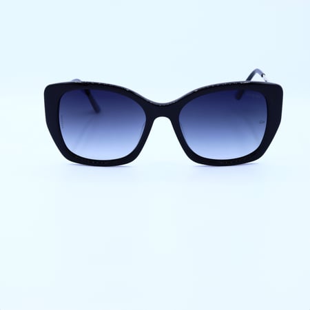 نظارة شمسية نسائية تناسب مختلف أشكال الوجه