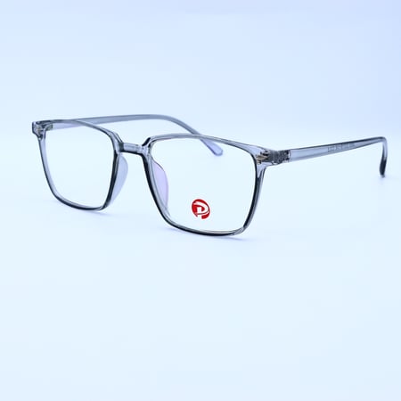 تصميم مستطيل عصري لنظارة طبية من PORTO